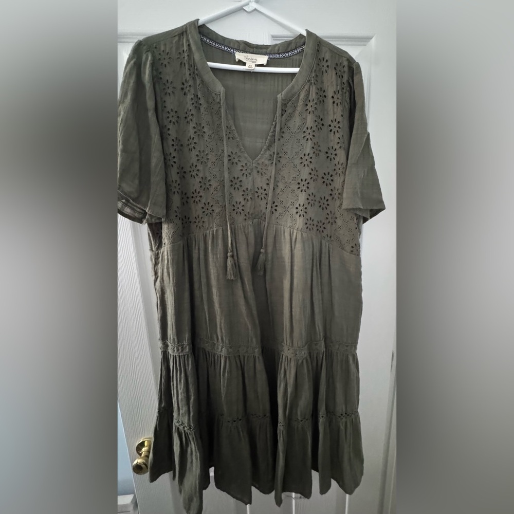 Chic Olive Mini Dress with Lace Detail